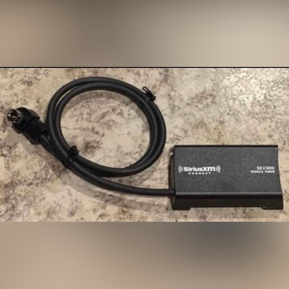 SiriusXM Connect Vehicle Tuner only no antennae Satellite XM Radio New